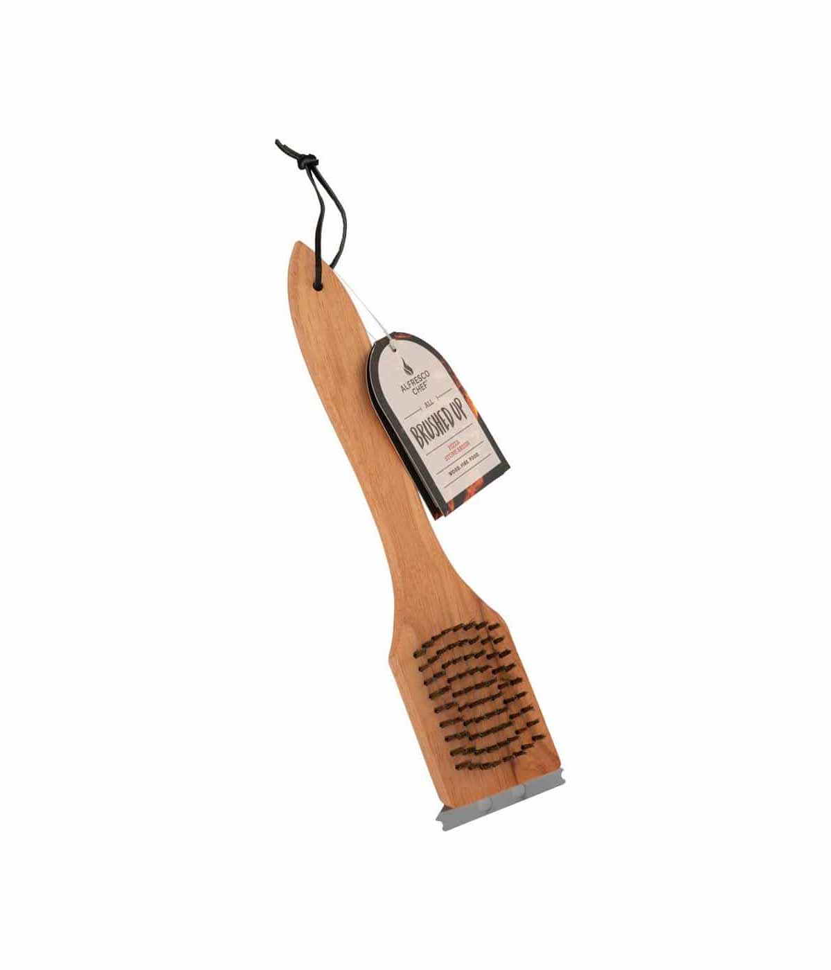 The Alfresco Chef Commis Chef Bundle's wooden grill brush, featuring metal bristles and an ergonomic handle, is ideal for maintaining your Ember Oven. It also includes a hanging loop and an attached tag for convenient storage.