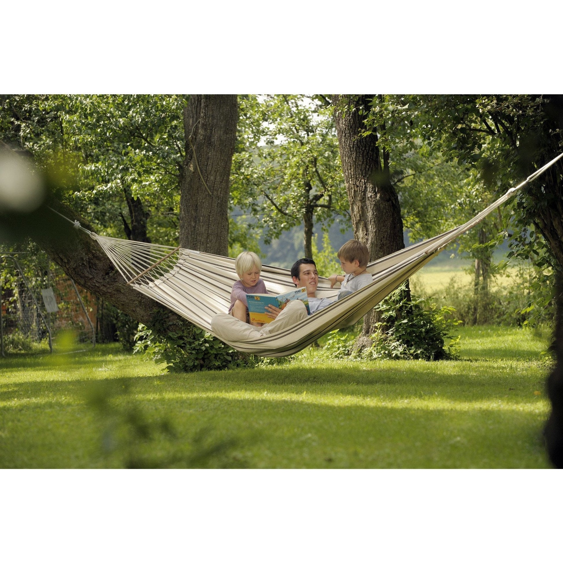 Brasilia Cappuccino Hammock - Amazonas Online UK