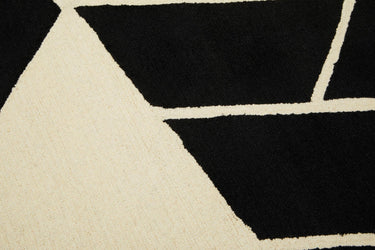 Como Large Black and White Rug