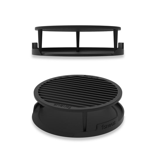 Igneus Cast Iron Tuscan Grill-Pizza oven accessories-Igneus-Our Igneus pizza ovens are capable of so much more than just baking pizza! With the addition of our cast iron accessories, you can explore a world of culinary possibilities, from succulent meats to vibrant vegetables and beyond. The Tuscan Grill is your gateway to preparing mouthwatering steaks, complete with those perfect grill marks. Crafted from durable cast iron, it can handle the intense heat generated by our Igneus pizza ovens. Plus, the tray