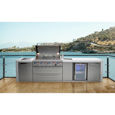 Mont Alpi - Outdoor kitchen. Deluxe island with beverage center.
