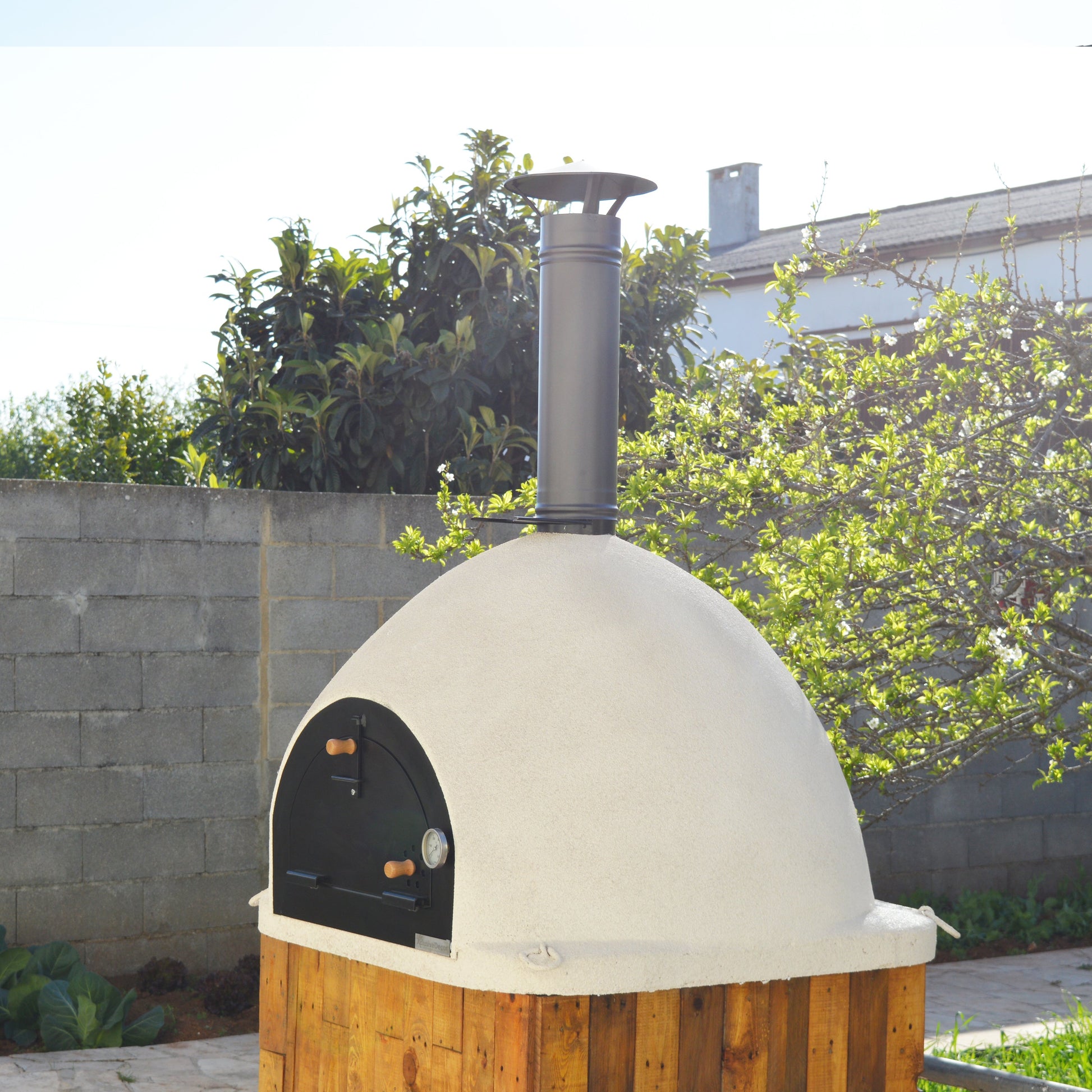 Royal MAX Pizza Oven. Xclusive Decor-Pizza oven-Xclusive decor-Royal MAX Pizza Oven. Spacious and highly functional, the Royal Max Pizza Oven is built for the ultimate host. Large crowd? Got it. Can't decide on pizza toppings? Let's make all your favourites within 60 seconds per pizza. This massive piece heats up pretty fast too, reaching full temperature in just 20 minutes so you're ready to get cooking right away. Handcrafted with five layers of insulation, this boasts impressive heat retention coupled wi